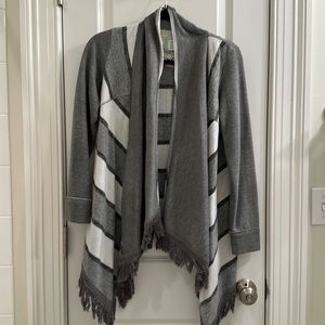 Anthropologie Grey Sweater - XS